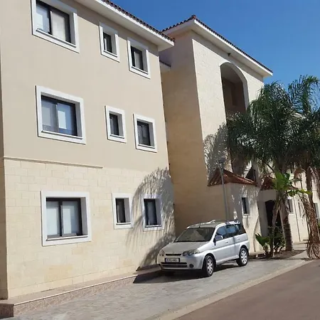 Athina's Paralimni